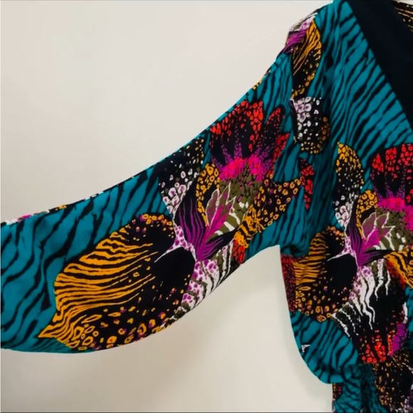 VINTAGE Vibrant Abstract Blouse -XL - Picture 3 of 16